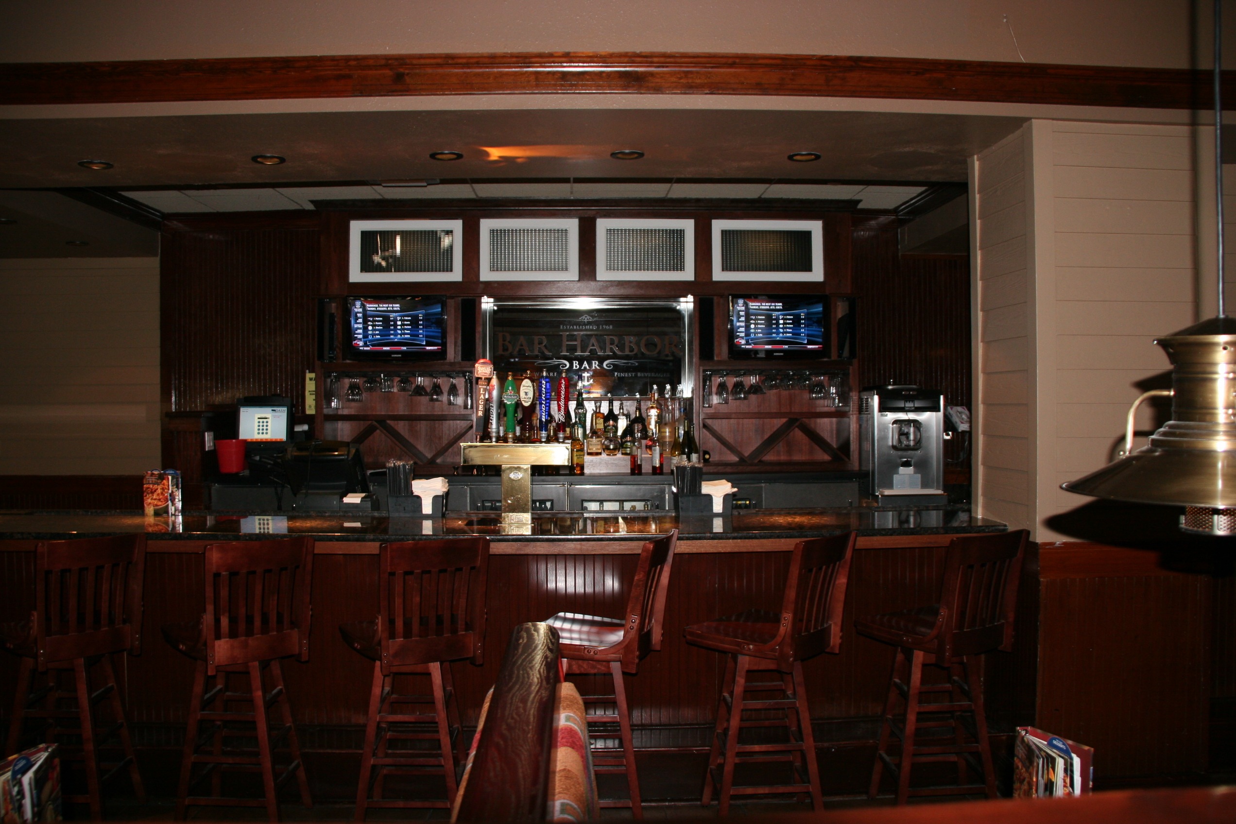 Red Lobster Bronx Bar