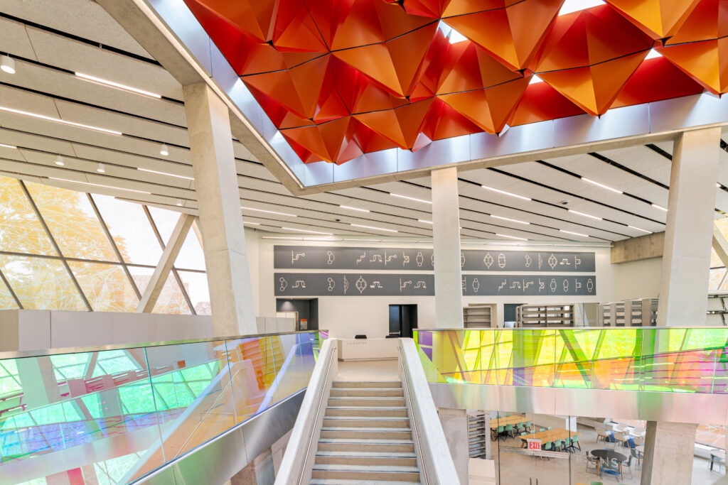 D25_EWH_FarRockLibrary-3 Far Rockaway Branch Library Finished Interior