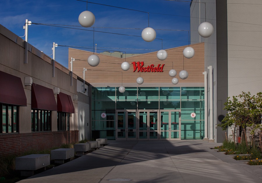 Mstr414 Westfield Long Island Entrance