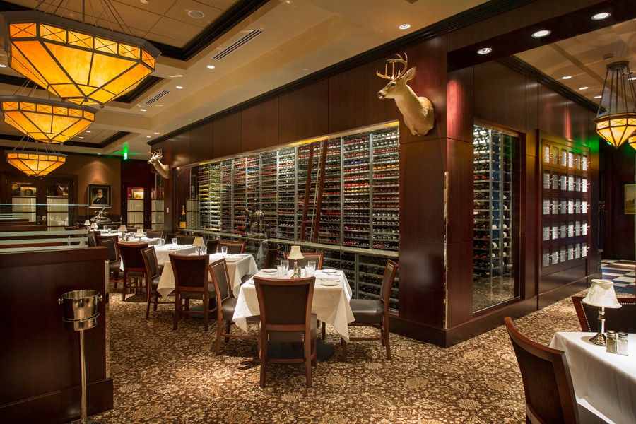 MstrV3777 Capital Grille Roosevelt Interior