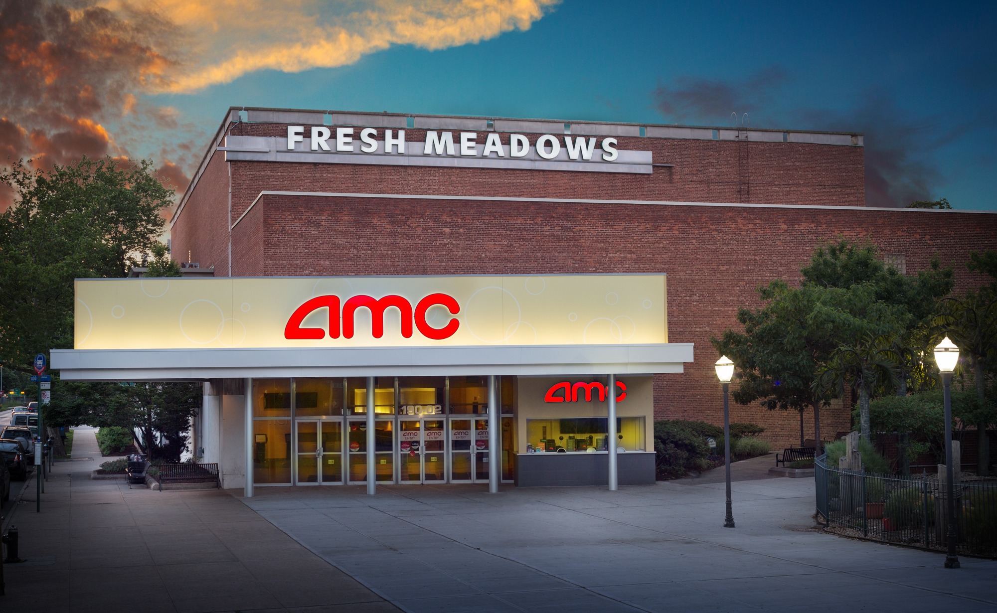 Photo3 AMC Fresh Meadows Exterior