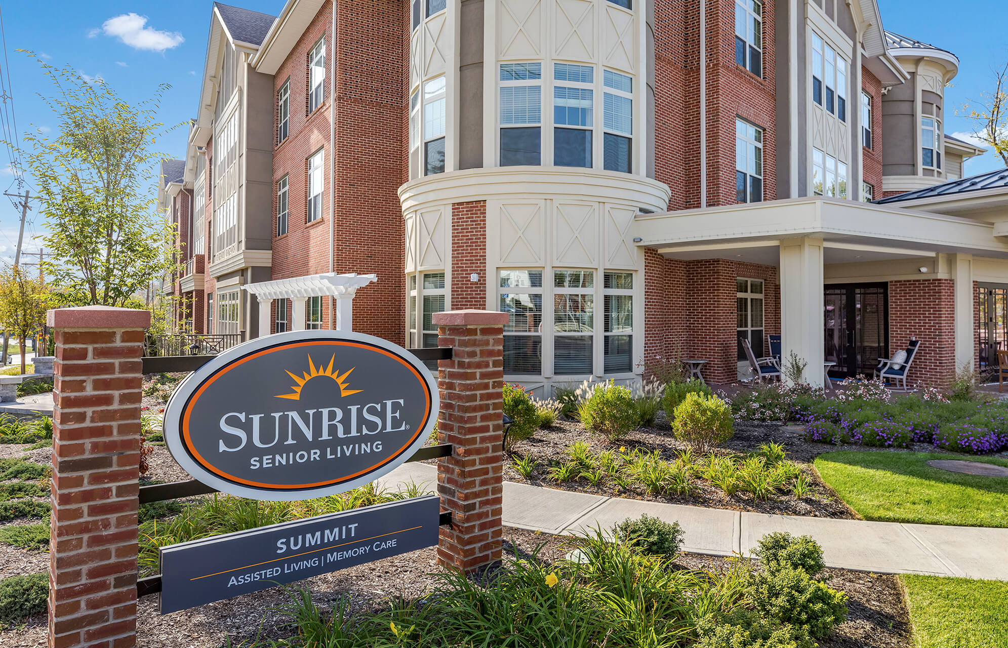 Sunrise Senior Living Summit NJ Entrance