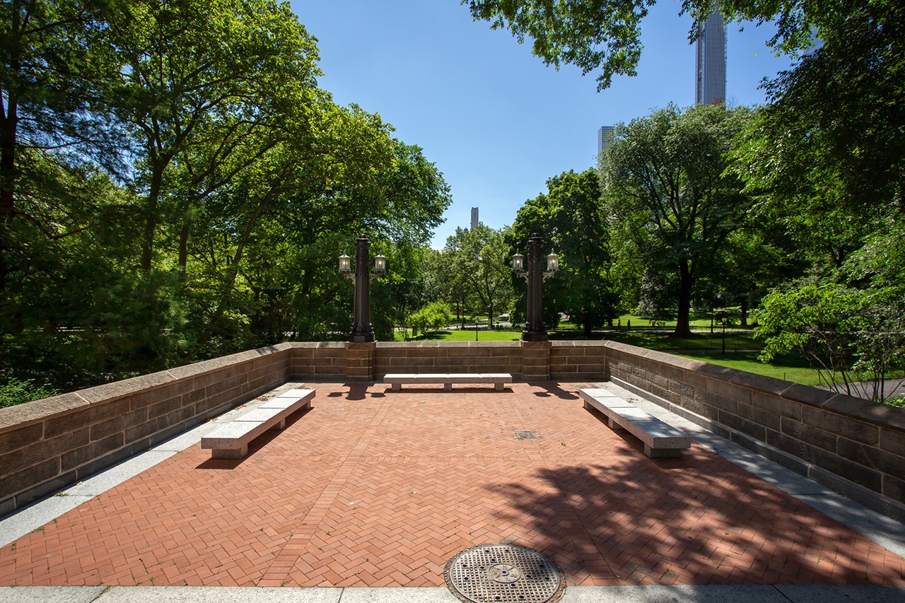 West 61st Street Comfort Station Outdoor Shot