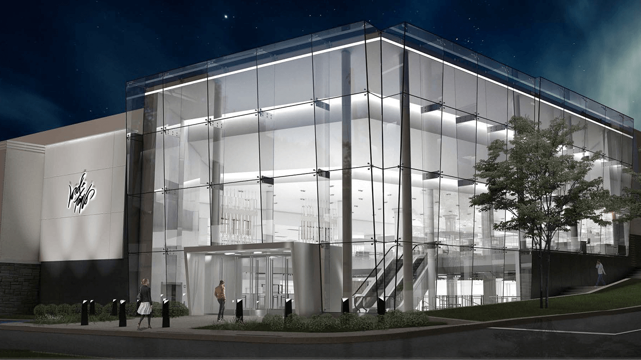 Lord & Taylor Manhasset