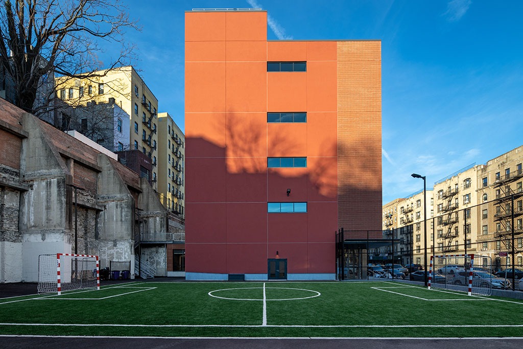 _MG_0557_WEB Harlem Academy Field